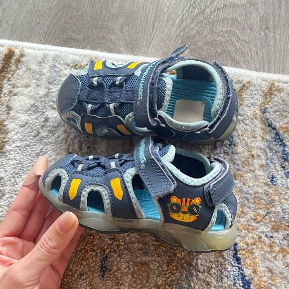 BUBBLEGUMMERS sandals for baby boy size 6.5 color Blue and orange - Picture 3 of 8